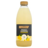SuperValu Signature Tastes Freshly Squeezed Lemonade (1 L)