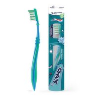 Aquafresh Advance Kids Toothbrush for 9-12 Years (1 Piece)