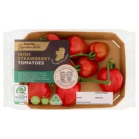 SuperValu Signature Tastes  Strawberry Baby Plum Tomatoes (250 g)