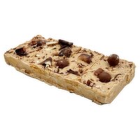WHITE CHOCOLATE & HAZELNUT CAKE SLICE|1PCE** (1 Piece)