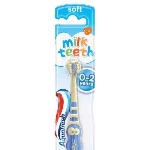 Aquafresh Milk Teeth Soft Toothbrush for 0-2 Years (1 Piece)