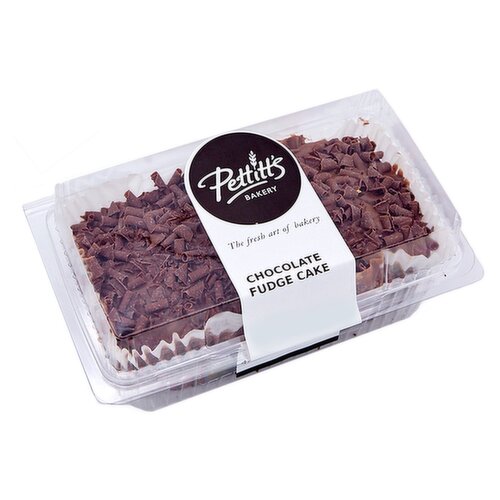 Pettitt's Bakery Chocolate Fudge Cake (1 Piece)