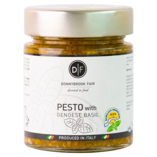 Donnybrook Fair Green Genovese Basil Pesto (135 g)