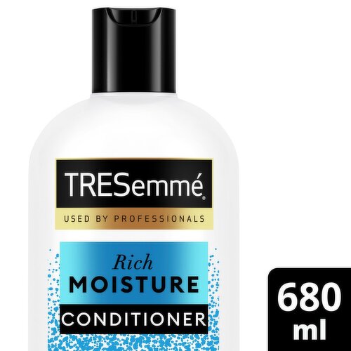 Tresemme Rich Moisture Conditioner (680 ml)