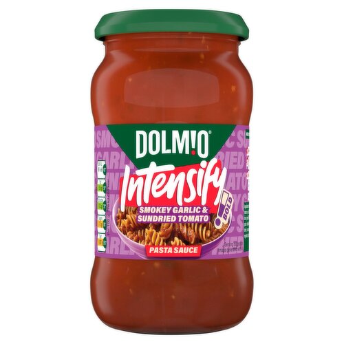 Dolmio Intensify Smokey Garlic & Sundried Tomato Pasta Sauce (400 g)